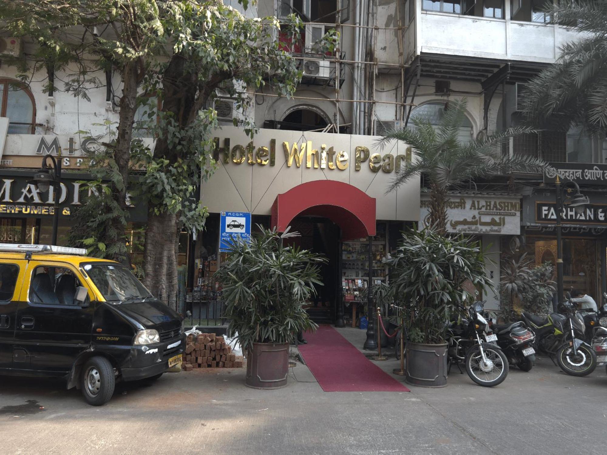 Hotel White Pearl - Colaba Mumbai, Mumbai